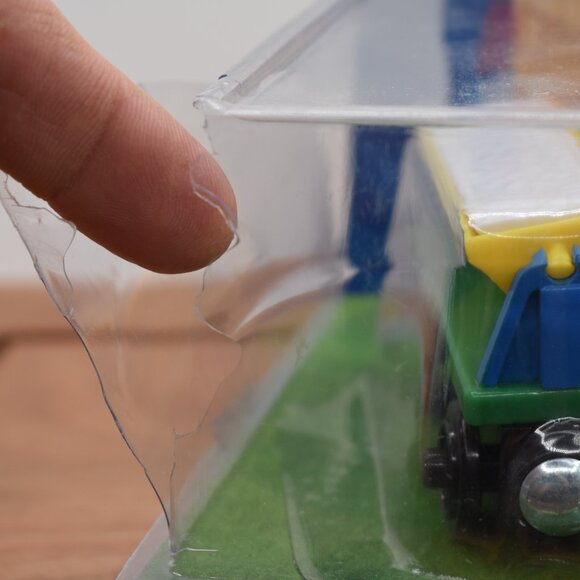 Sodor Bakery Delivery - Thomas & Friends Wooden Railway Fisher-Price Trains - Picture 2 of 13